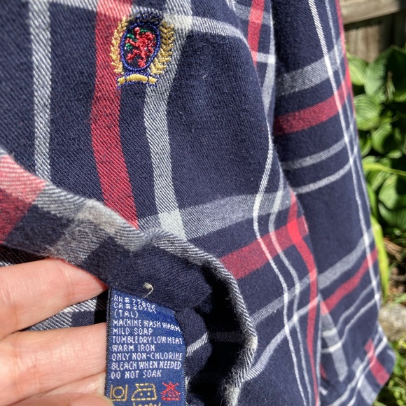 Soft Worn In Hilfiger Blue Plaid Flannel Shirt Grunge Unisex Work Shirt L - Picture 5 of 15